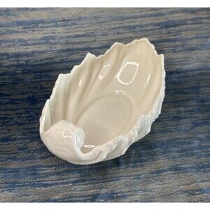 VTG Lenox USA Porcelain Ivory Acanthus Leaf Candy Dish/Bowl -6” Blue Stamped